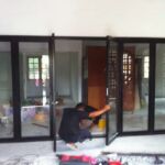 Pintu Kaca